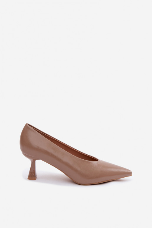 Zapatos de punta con tacones en caqui Silenta