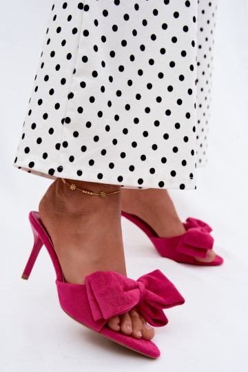 Zapatillas de mujer con tacones finos y lazos de ante sintético en rosa Tai turignolia