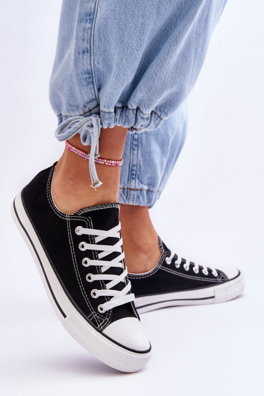 Zapatillas clásicas bajas para mujer en negro Vegas