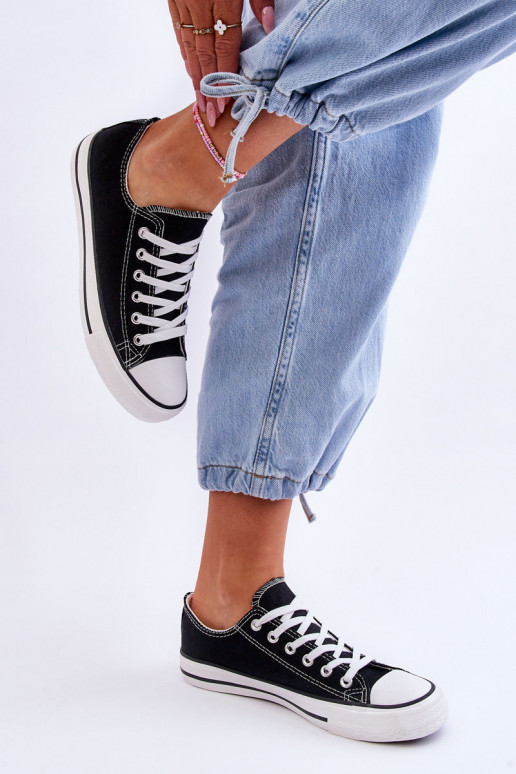 Zapatillas clásicas bajas para mujer en negro Vegas