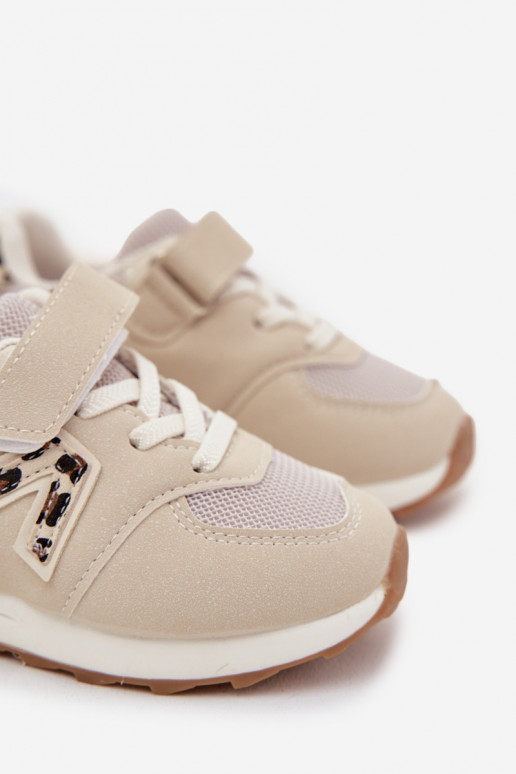 Zapatillas infantiles beiges con cierres de velcro Galisse