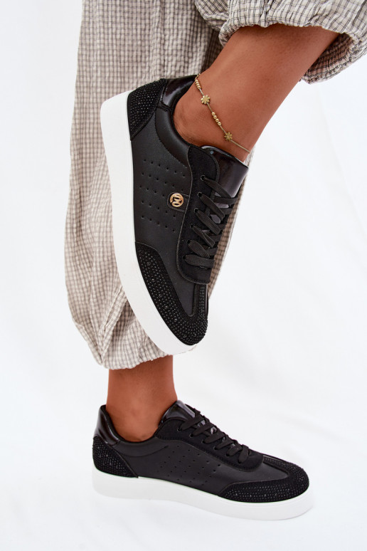 Zapatillas modelo zapatos. Femenino Con decoración de color negro Soothe