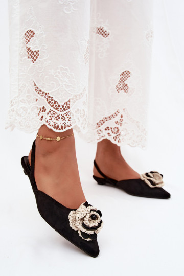 Sandalias de mujer con decoración en ante negro Gardenia