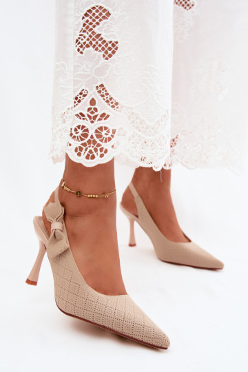 Sandalias con tacones delgados y lazos en color arena Cosma 2