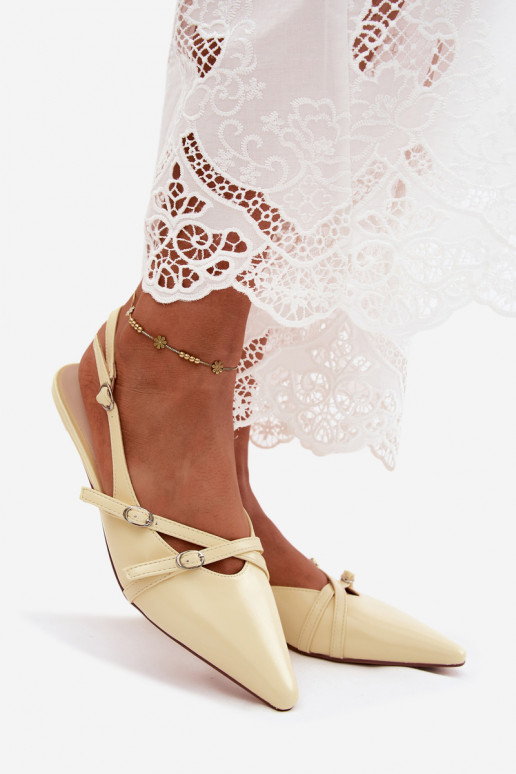 Sandalias de mujer con tiras de cuero sintético en color amarillo Glamira