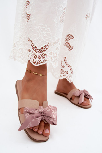 zapatillas de mujer con tacones anchos con cintas Nude Caprissa