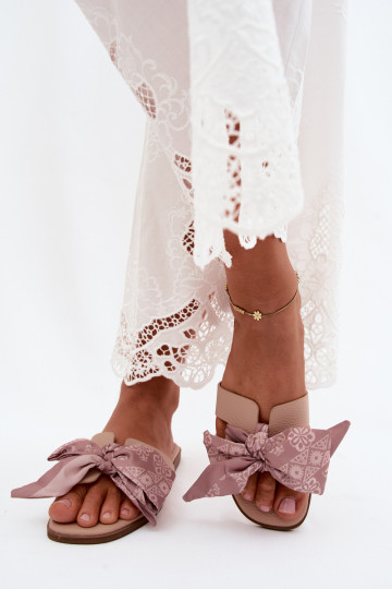 zapatillas de mujer con tacones anchos con cintas Nude Caprissa 2
