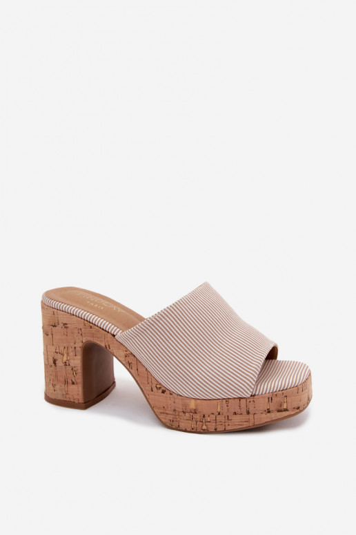 Zapatillas de mujer con tacones y rayas en color arena Poplina