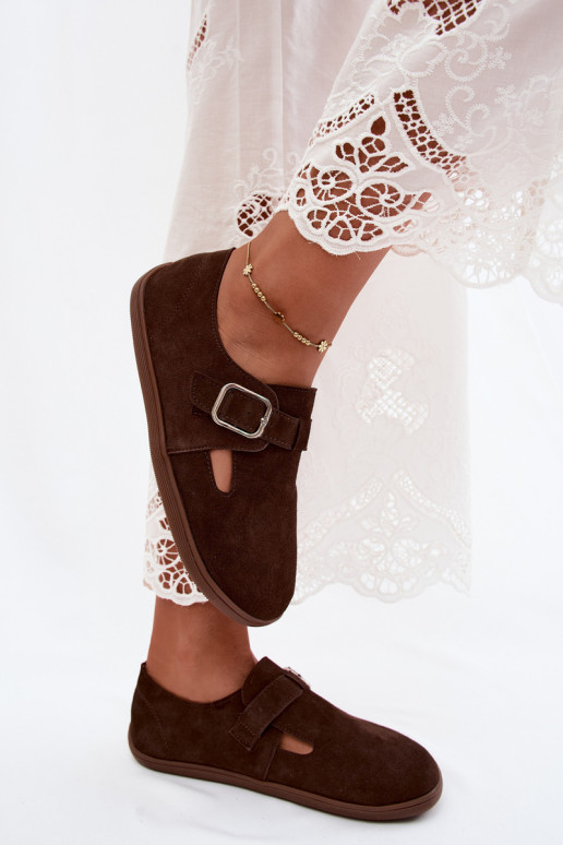 Zapatos de mujer con hebillas de ante sintético en color chocolate Sombellia