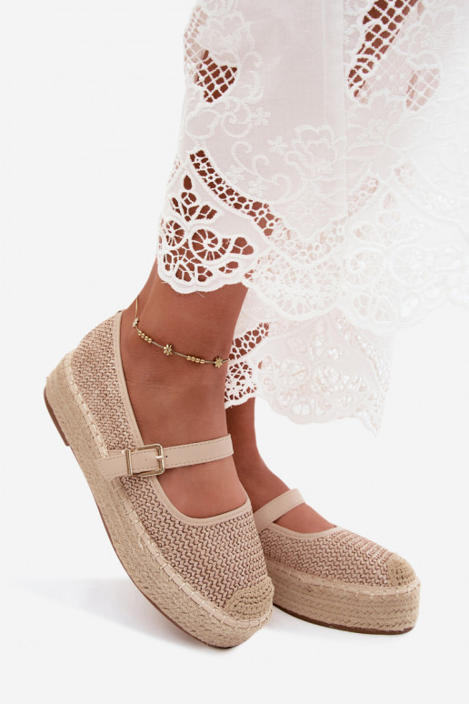 Espadrilles color arena con correas en una plataforma Coastina