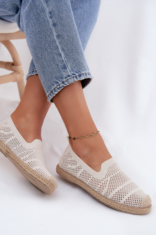Espadrilles color marfil caladas Candessa