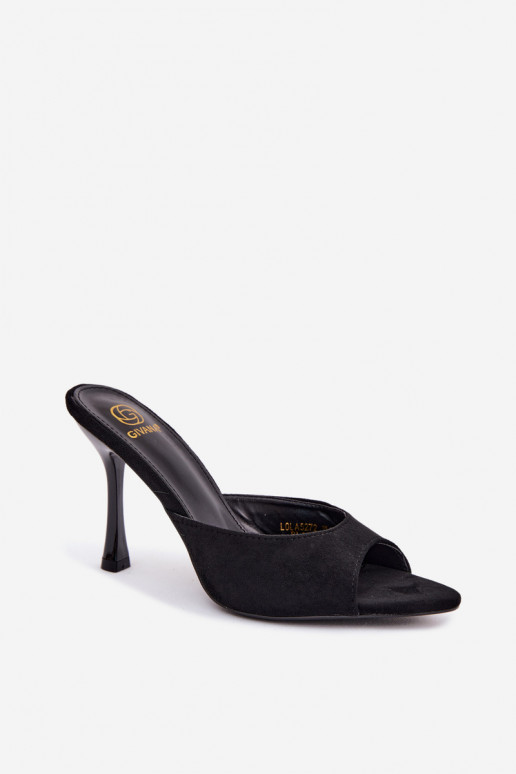 Chanclas con tacones finos de ante sintético en negro Cherryssa