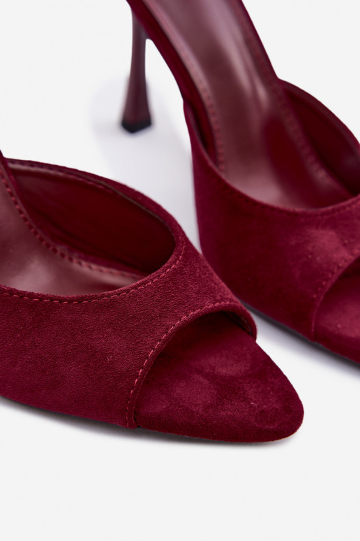Chanclas con tacones finos de ante sintético en burdeos Cherryssa