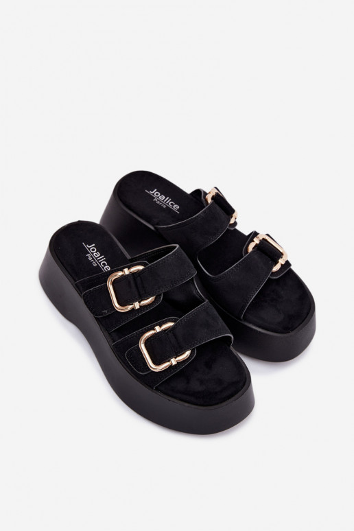 Zuecos para mujer con plataforma y hebillas en color negro de ante sintético Hazelia