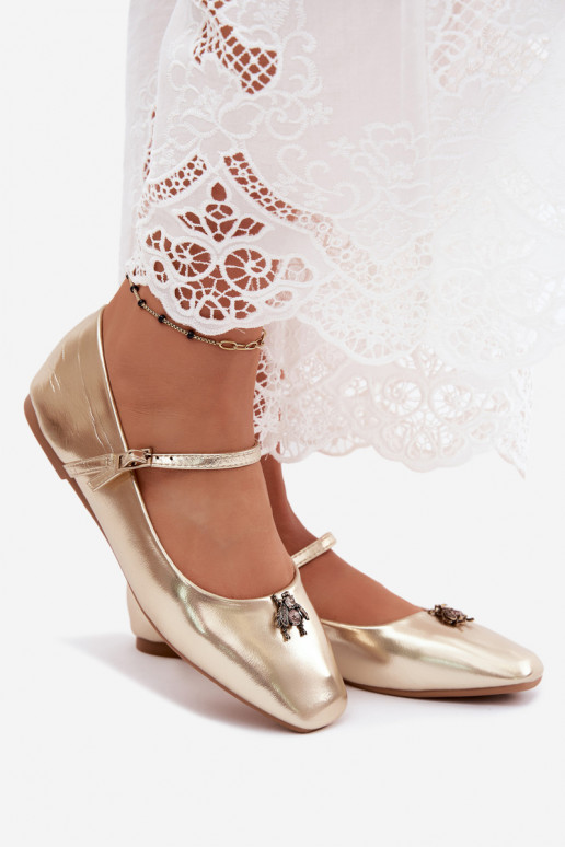 Bailarinas para mujer con tirantes y hebillas en color oro de cuero sintético Pinea