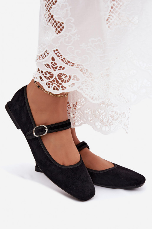 Bailarinas para mujer con tirantes en color negro de ante sintético Birchia