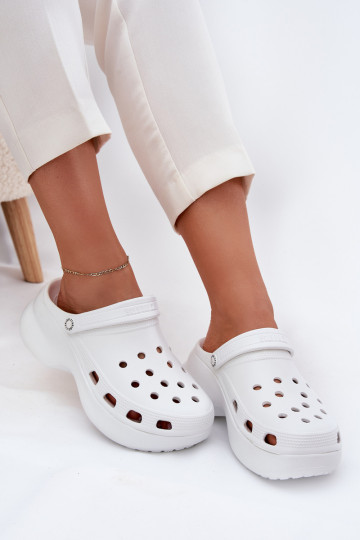 Zapatillas de mujer con suelas gruesas de moda Big Star RR274A119 blancas