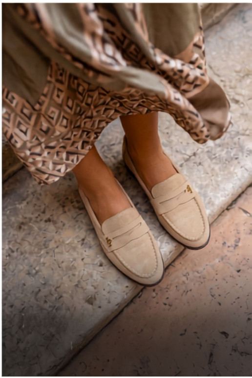 Mocasines de mujer de ante sintético color arena Prestelle