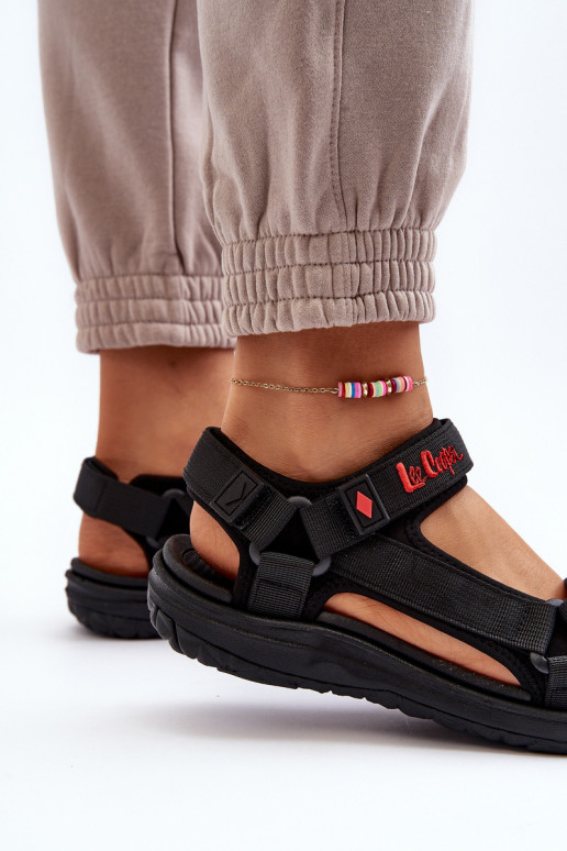 Sandalias de mujer con cierres adhesivos en negro Lee Cooper LCIN-26-34-4423L