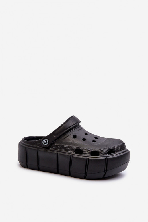 Zapatillas ligeras de mujer con plataforma en color negro Itubia