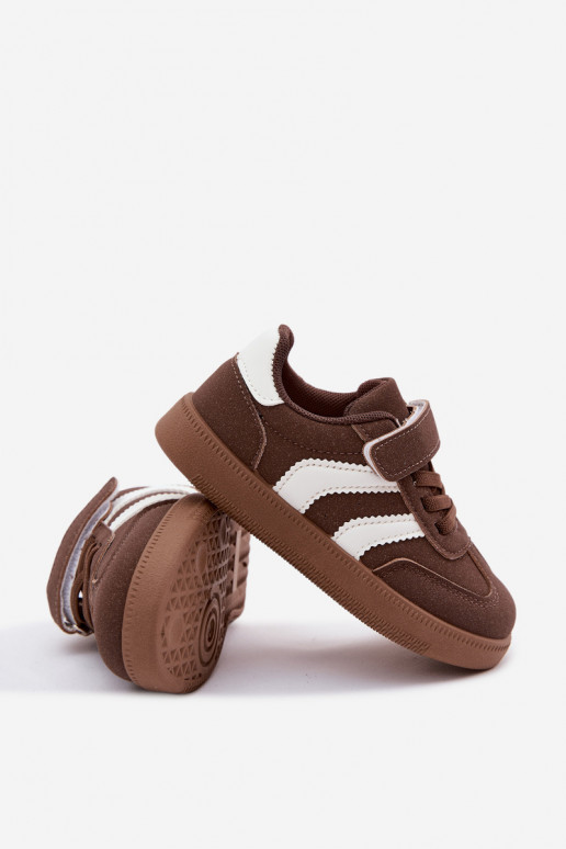 Zapatillas para niños con cierres de velcro en cuero sintético color marrón Ronja