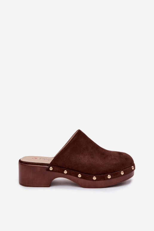Zuecos para mujeres de ante sintético en dorado con tachuelas Cherryelle