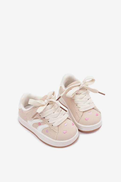 Zapatillas infantiles con corazones en color arena Embla