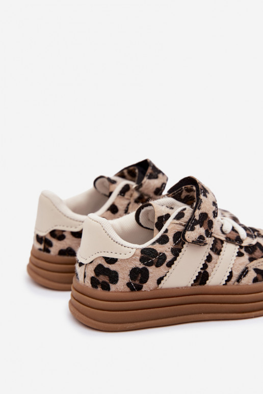Zapatillas deportivas infantiles con estampado de leopardo y velcro en color arena Satinia
