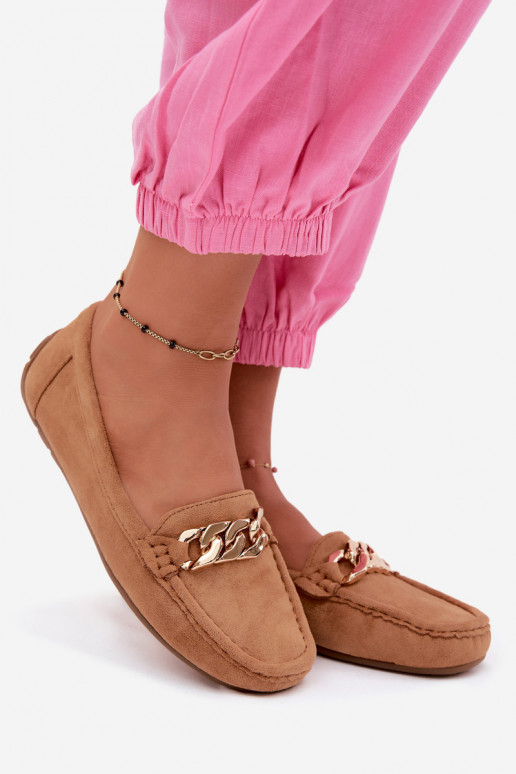 Mocasines dorados para mujer con cadena de ante sintético color marrón Amaretto