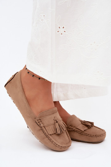 Mocasines para mujer con borlas de ante sintético color arena Linden 2