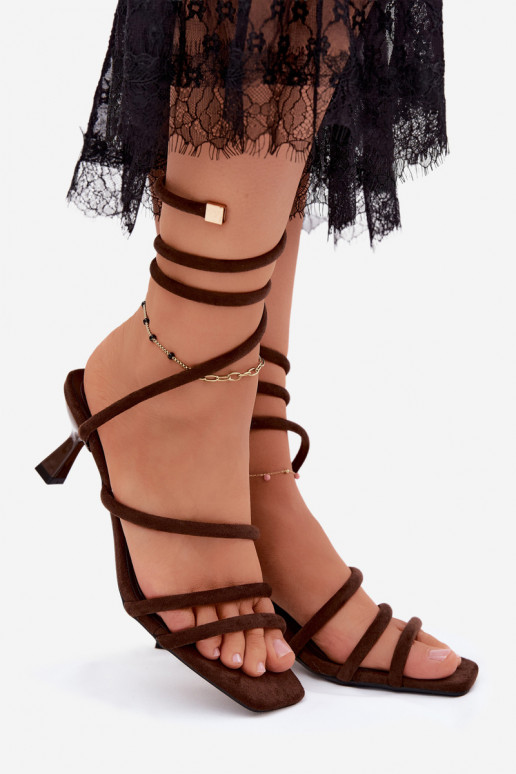 Sandalias de tacón para mujer con tiras color chocolate Samara