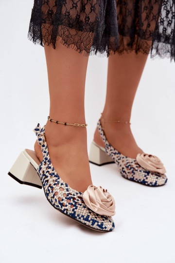 Sandalias de mujer con patrón, tacones y adornos Artiker 58C0372 color arena y azul oscuro 2
