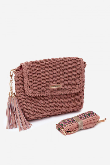 Pequeño bolso rosa estilo cartero con elementos calados Tamara 2