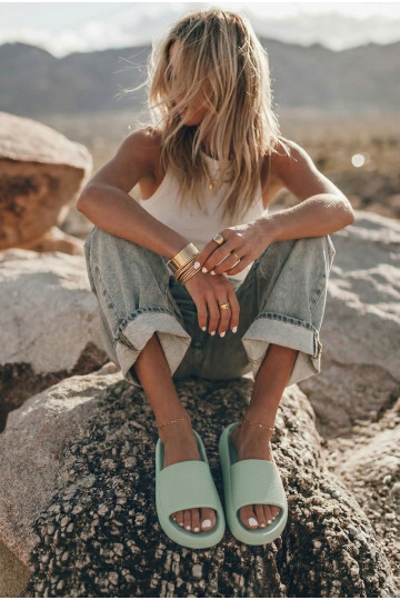 Zapatillas ligeras de espuma para mujer en suela gruesa color menta Querceria 2