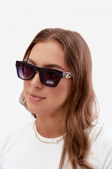 Gafas de sol de mujer con filtro UV en color azul oscuro