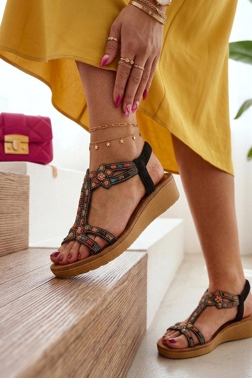 Sandalias negras para mujer adornadas con piedras de colores Orion