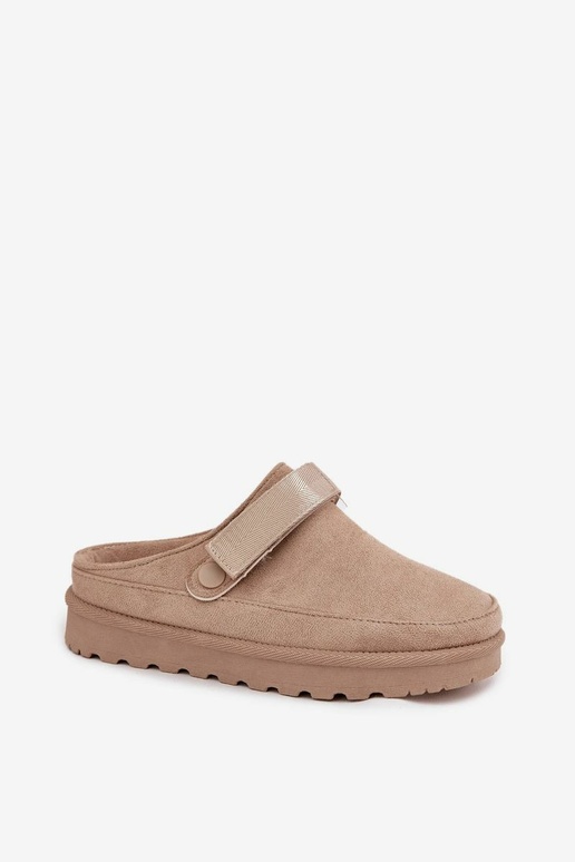 Zapatillas de casa cálidas para mujer con pelo por dentro en plataforma color arena Azida