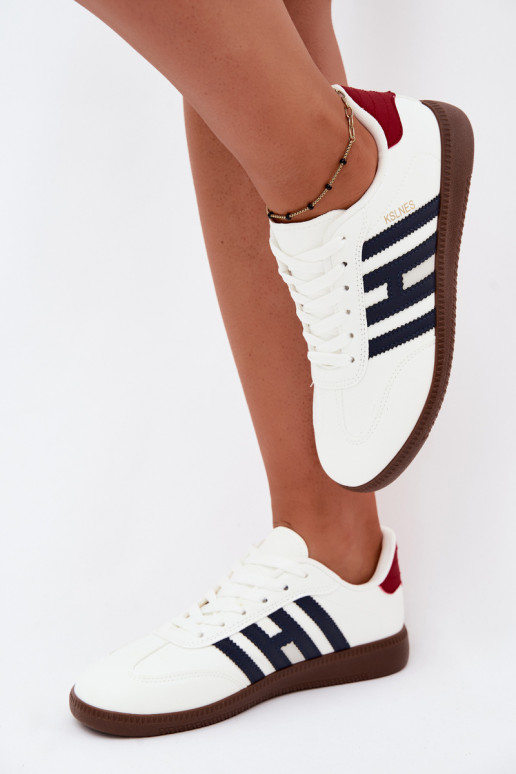 Zapatillas de hombre blancas con correas Chrissy