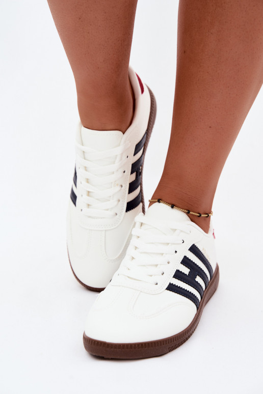 Zapatillas de hombre blancas con correas Chrissy