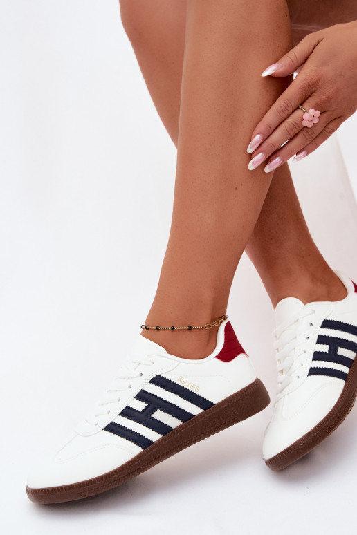 Zapatillas de hombre blancas con correas Chrissy