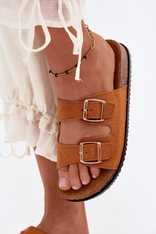 Zapatillas de mujer marrones con hebillas Brigid