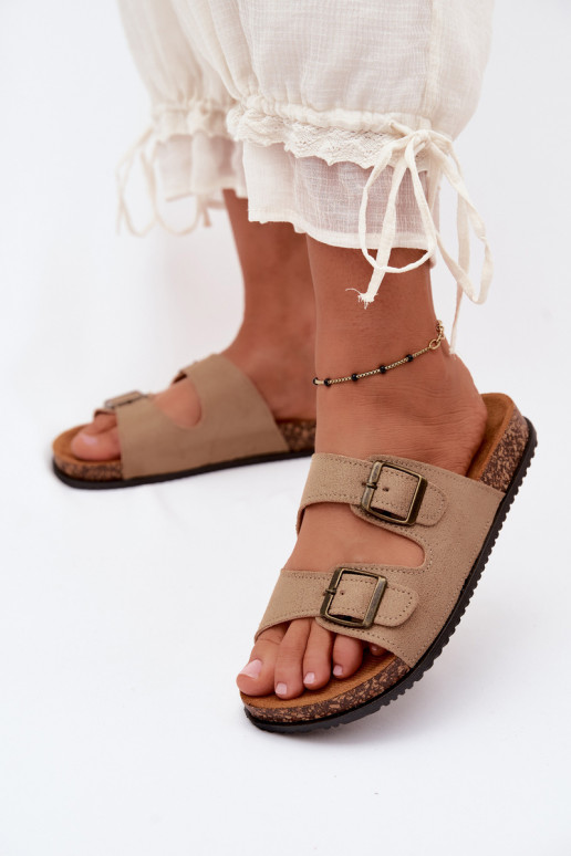 Zapatillas de mujer color arena con hebillas Brigid