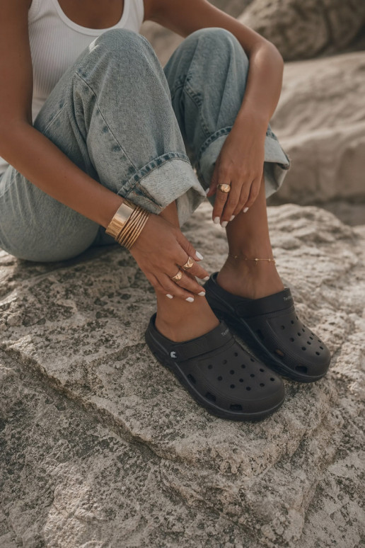 Zuecos ligeros negros para mujeres Parker