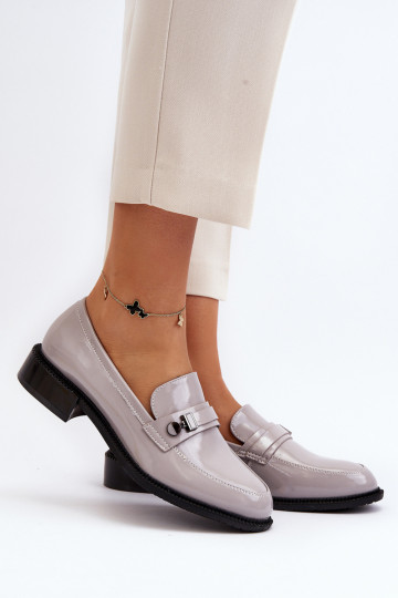 Mocasines de charol para mujer en color gris Nerilaja