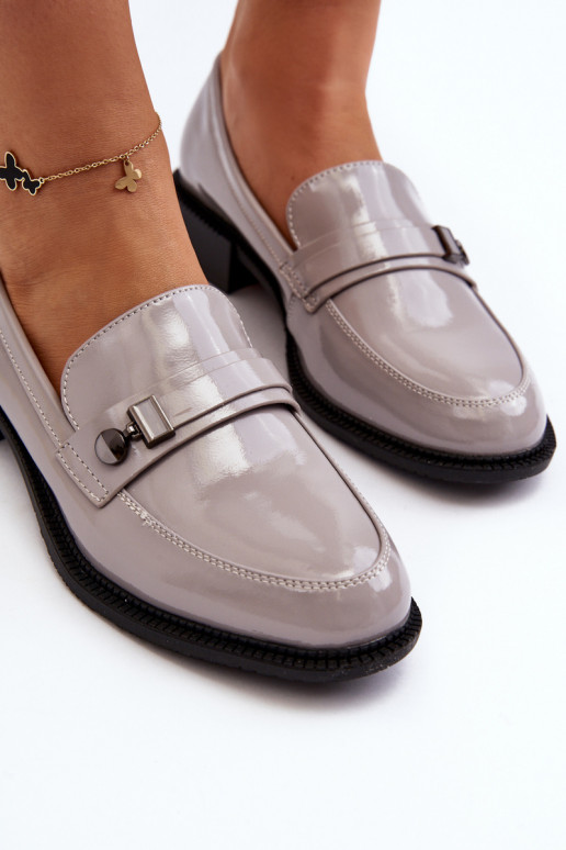 Mocasines de charol para mujer en color gris Nerilaja