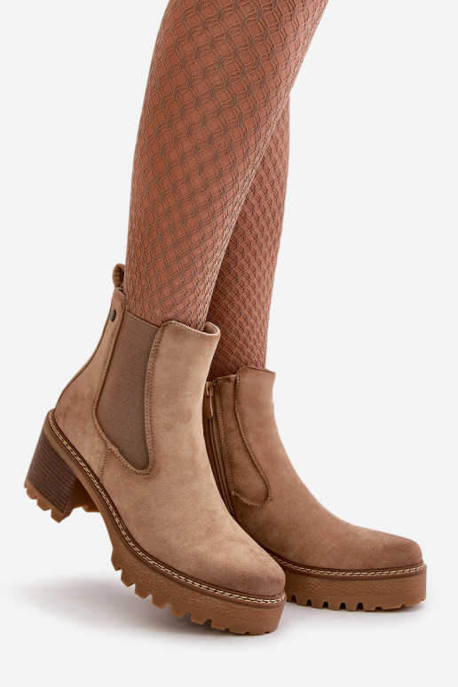 Botines aislados para mujer de ante sintético en color arena Irissinae