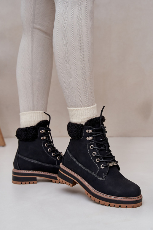 Botas aisladas para mujer en color negro Big Star OO274A287