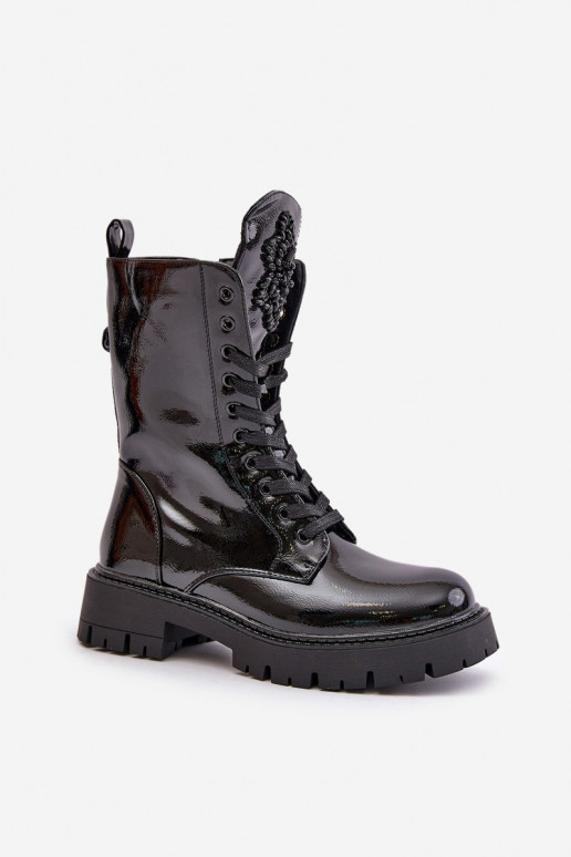 Botines de trabajo negros con adornos y efecto charol Kelilea