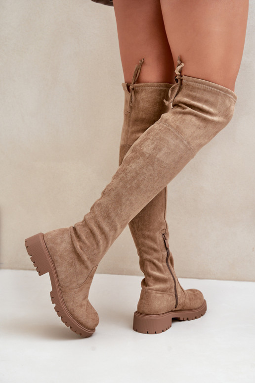 Botas beige por encima de la rodilla con tacones anchos de ante sintético Arkelia
