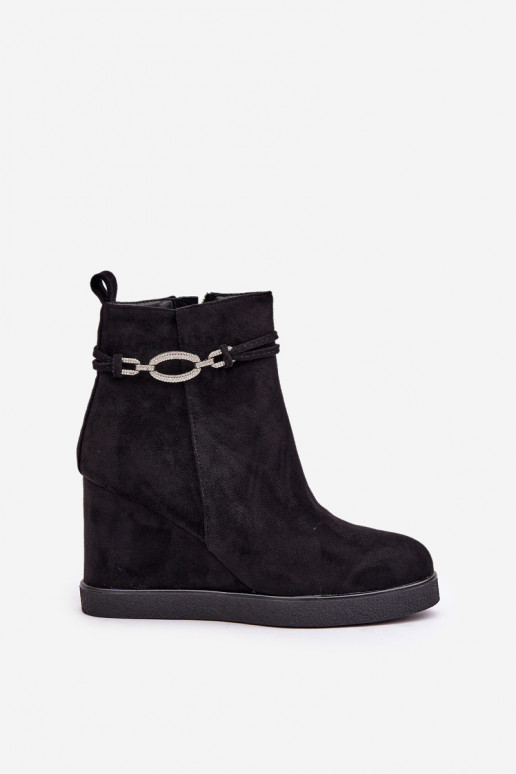 Botines negros con plataforma y tacones decorados Kaiviana
